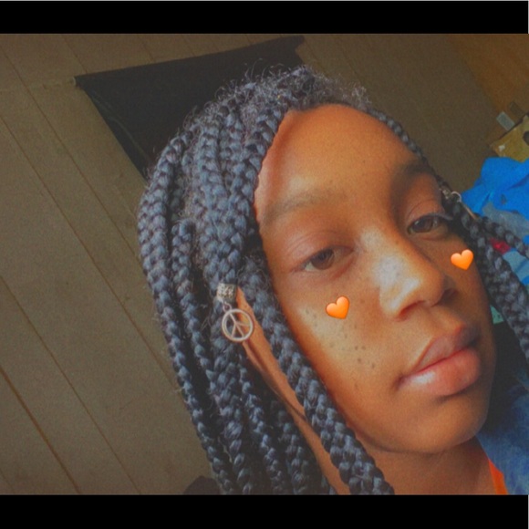 Meet your Posher, Aaliyah - Picture 2 of 3